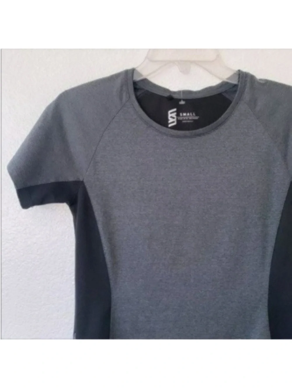 Second Skin grey black athletic short sleeve top tshirt